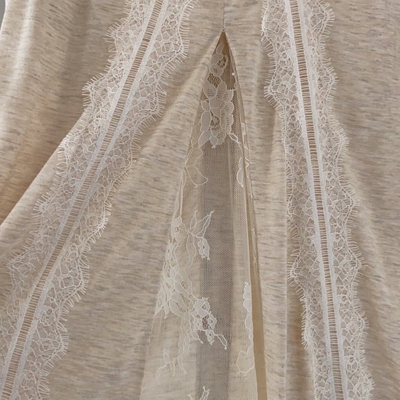 Grayson oatmeal coloured knit like top in size M - Picture 4 of 8